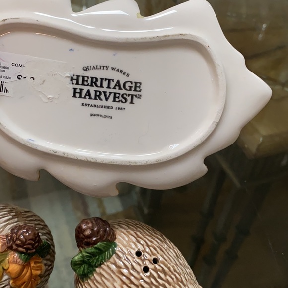 Salt and pepper shakers nchcbox 2 - Picture 5 of 7